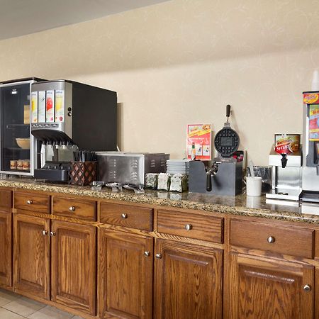 Howard Johnson By Wyndham Murfreesboro Extérieur photo