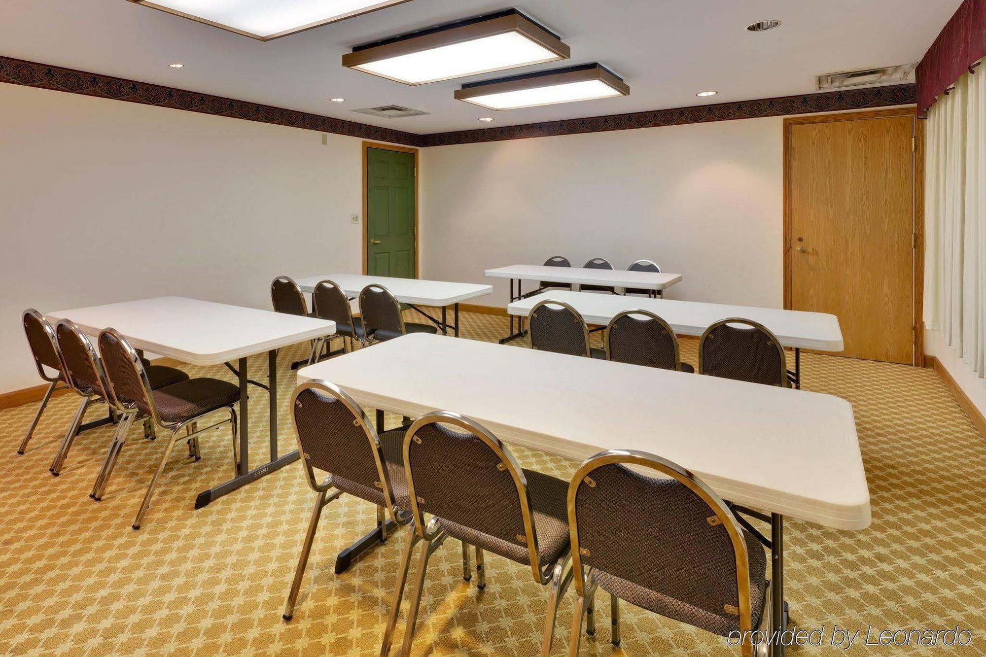 Howard Johnson By Wyndham Murfreesboro Extérieur photo