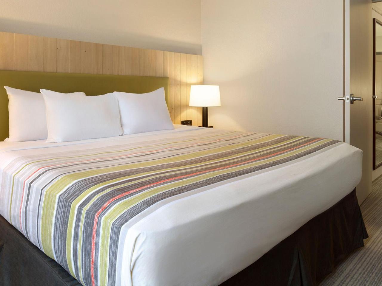 Howard Johnson By Wyndham Murfreesboro Extérieur photo